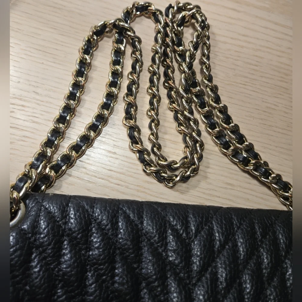 Karl Lagerfeld Paris Black Quilted Leather Shoulder Bag With Gold Hardware - Picture 6 of 6